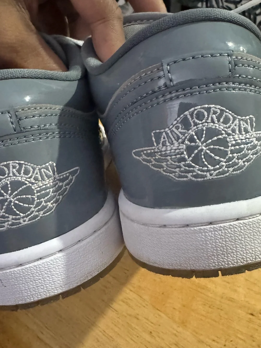 Men's Jordan 1 SE Low White and Gray Low-Top sneakers size 8.5